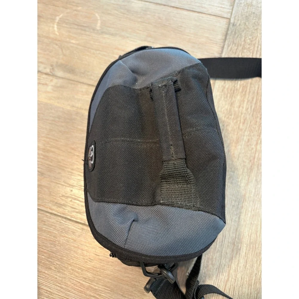 Tamrac Camera Bag‎ Compact DSLR Point and Shoot Black Gray Padded